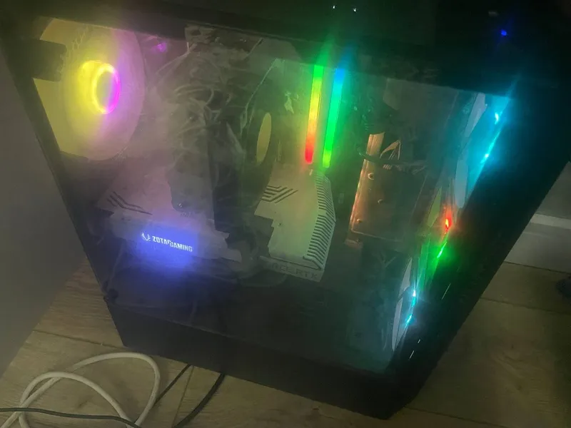 I7 9700k, 16gb ozu, z390 без видео карта 2 I7 9700k, 16gb ozu, z390 без видео карта 2