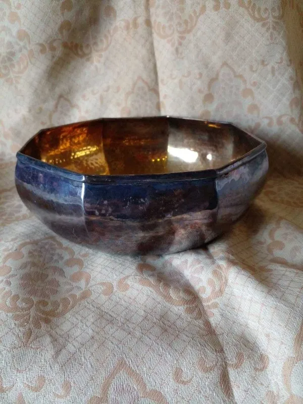Серебряная конфетница