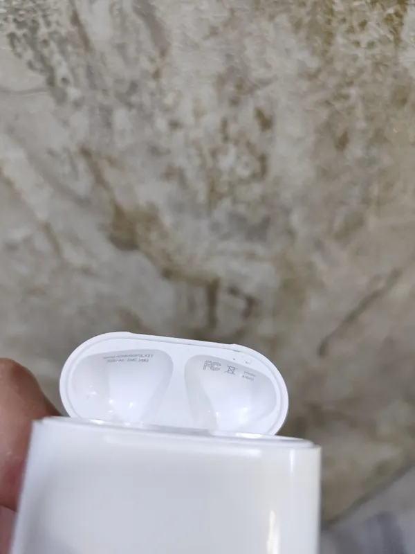 Airpods 2 ORIGINAL 4