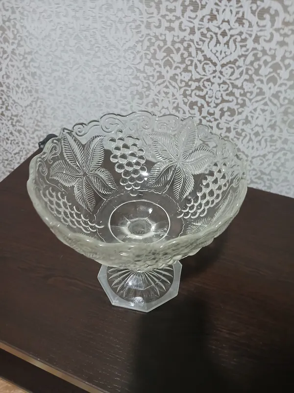 Хрустальные рюмки, ваза, деревянные рюмки, раритет 3