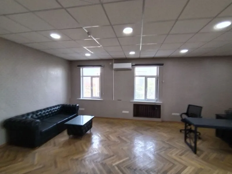 Аренда под офис 50кв.м Кукча Мечеть 1 гор Болница — фото 2 Аренда под офис 50кв.м Кукча Мечеть 1 гор Болница — фото 2