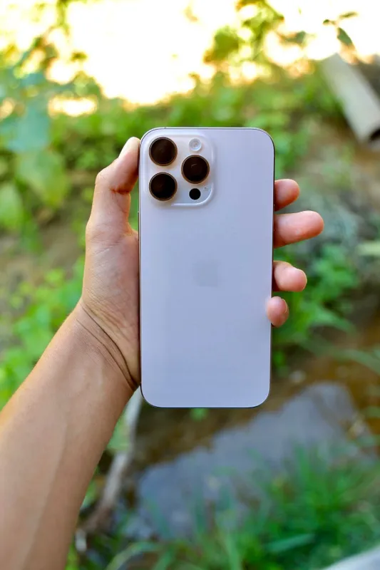 Iphone 16 pro max sotiladi 2