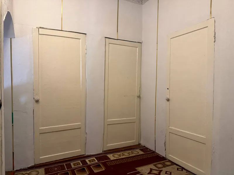 В Яшнободском районе на улице Уйсозлар продаётся 3-комнатный дом 65,5 кв. 4