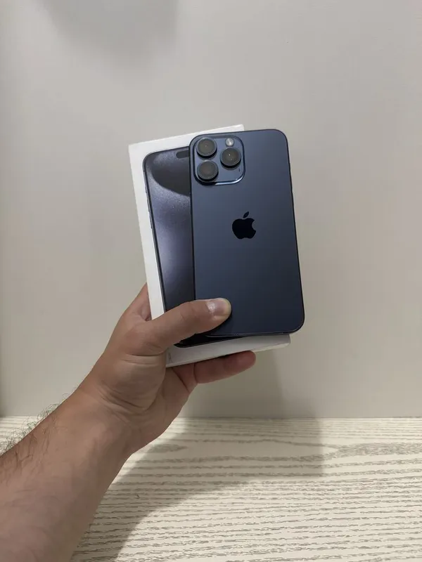 Iphone 15 Pro Max 256 gb Идеал 84%