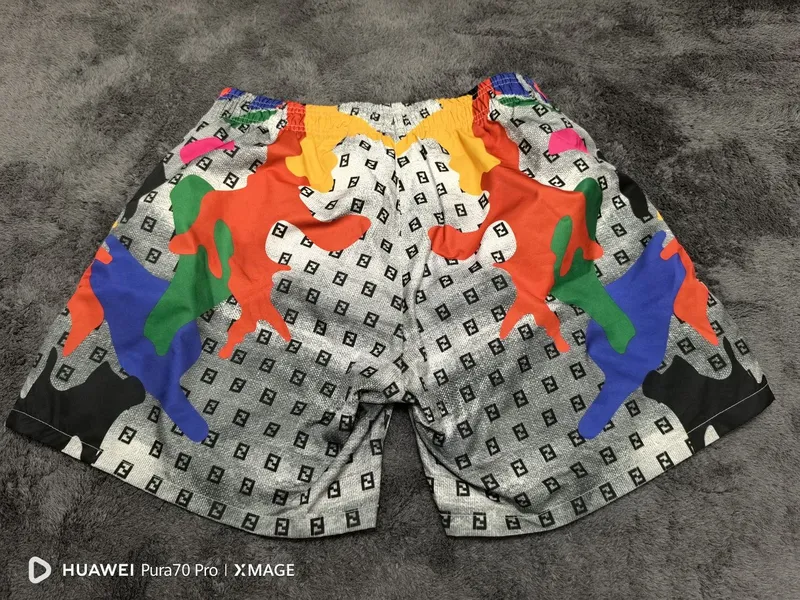 Fendi brendidan suzish trusigi, Turkiya, XL o‘lcham 3 Fendi brendidan suzish trusigi, Turkiya, XL o‘lcham 3