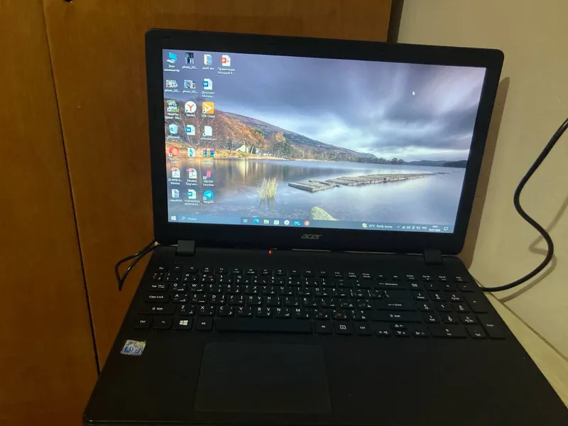 noutbook Acer 1 noutbook Acer 1