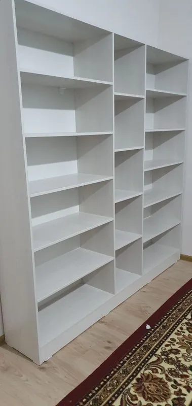 Kitoblar va buyumlar uchun maxsus javon — фото 3