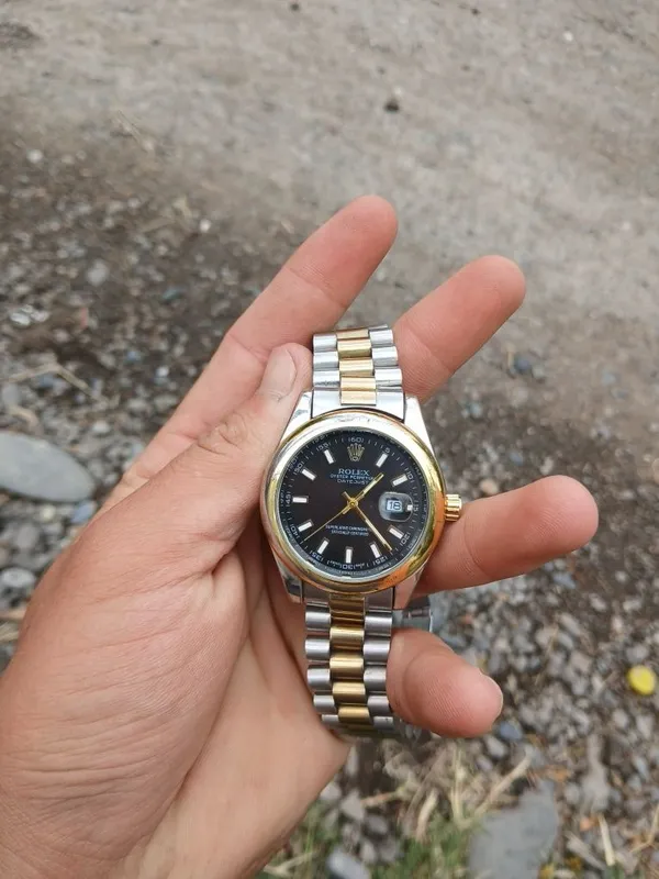 Rolex soat xolati yaxshi
