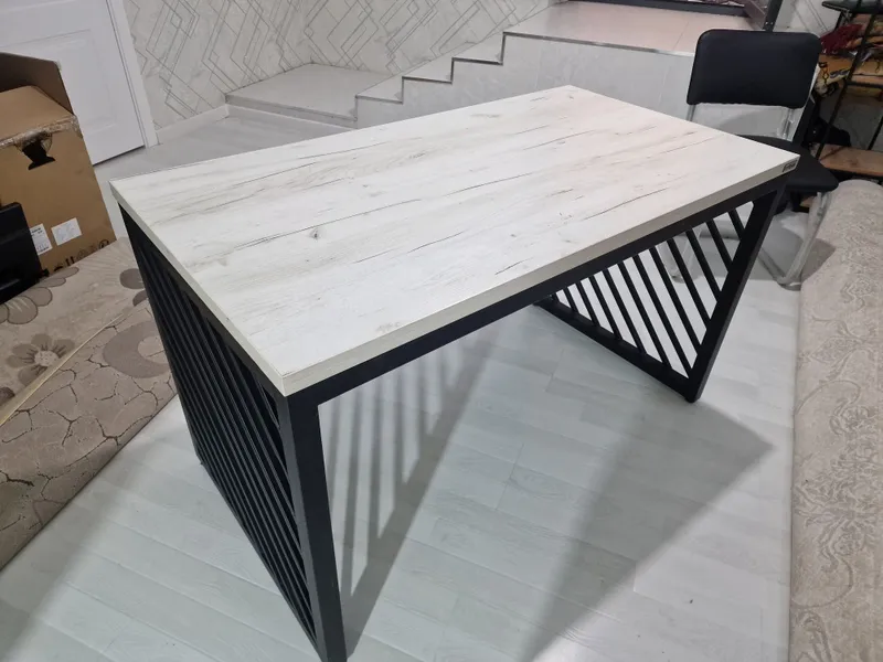 Пррожажа Стол Loftbek