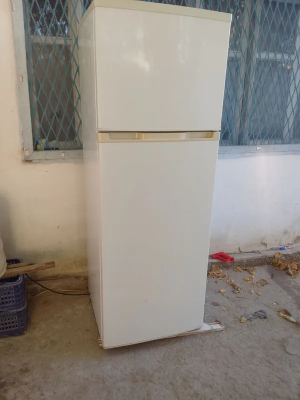 Холодильник 2