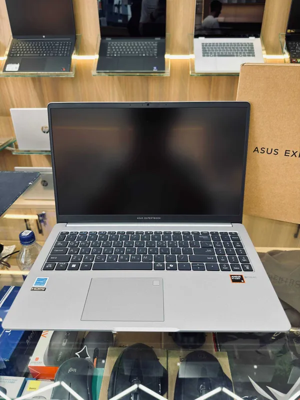 ASUS ExpertBook AMD Ryzen 5 150 8GB RAM 512GB SSD 15.6" FHD — фото 1