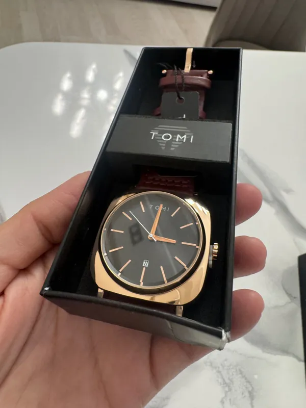 Фирменные часы Tomi — фото 3