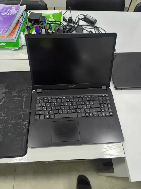 Acer noutbuk sotiladi Acer noutbuk sotiladi