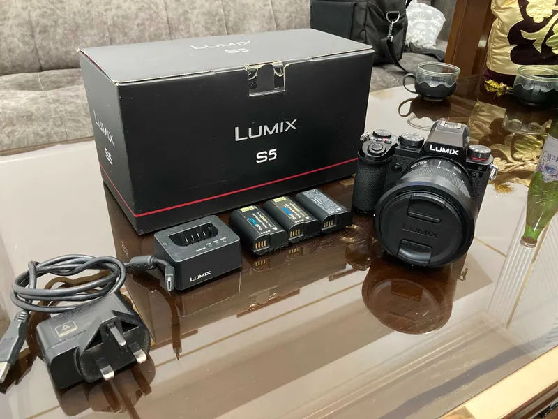 Panasonic LUMIX S5 (Full Frame) + 20-60mm Lens 1