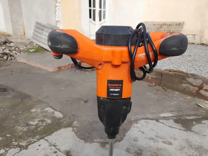 Mikser 1500 volt b/u
