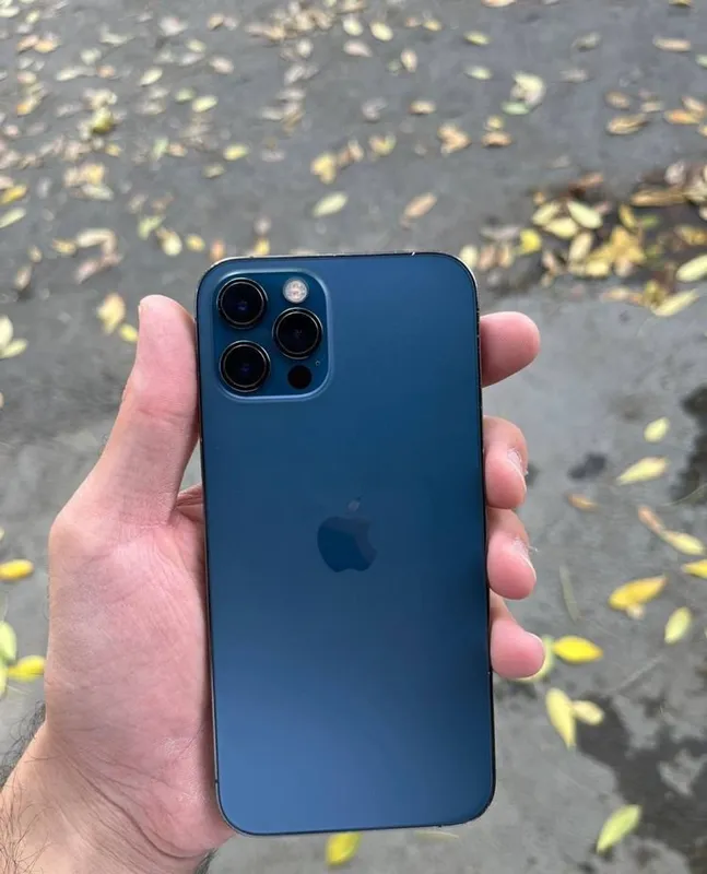 Продаётся iPhone 12 Pro 2 Продаётся iPhone 12 Pro 2