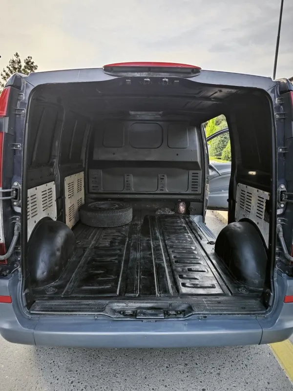 Mercedes Benz Vito — фото 6