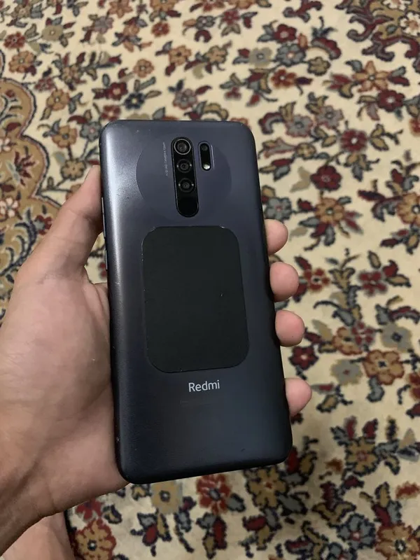 Redmi 9 radnoy hamma joyi usta kormagan ekranni shishasini alishtirsa