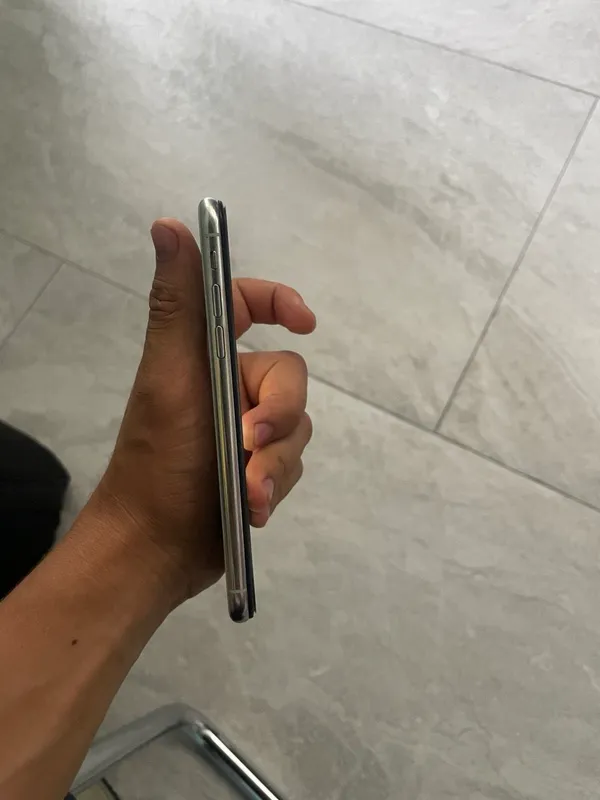 iPhone X 64 talk 100 yomks 2