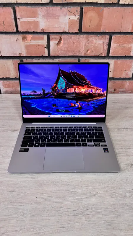 Samsung Galaxy Book 4 2