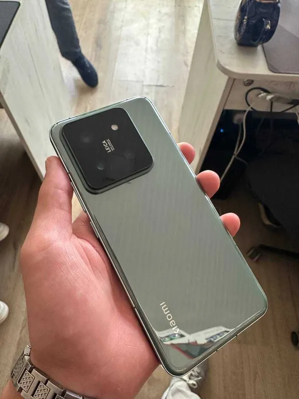 Xiaomi 14 Pro 12/256 2 Xiaomi 14 Pro 12/256 2