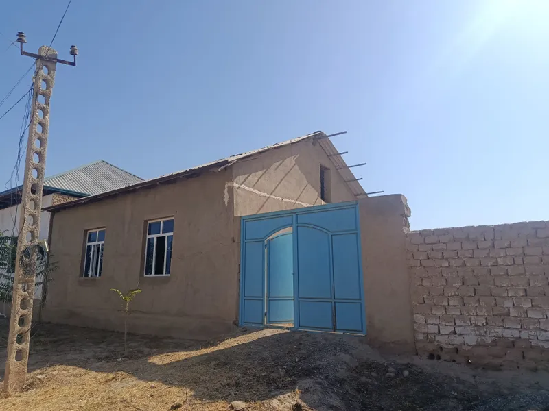 Hovli sotiladi srochno 1