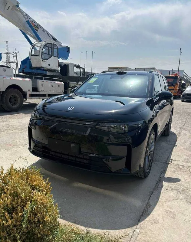 Leapmotor C16 permium 520km naxt va nasiya — фото 3