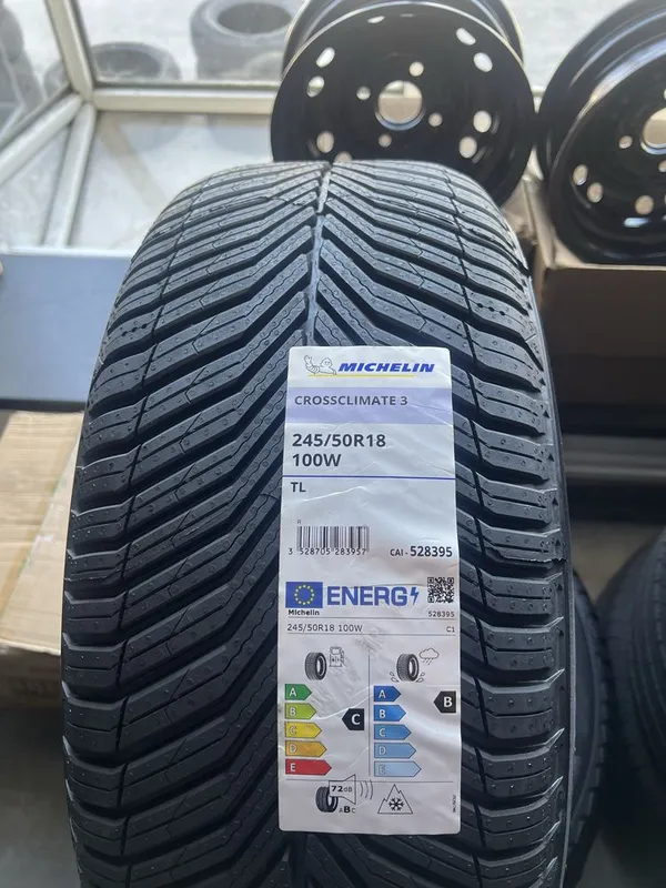 Shina Balon Michelin Мишлен 245/50 R18 CrossClimate 3 100W 1 Shina Balon Michelin Мишлен 245/50 R18 CrossClimate 3 100W 1