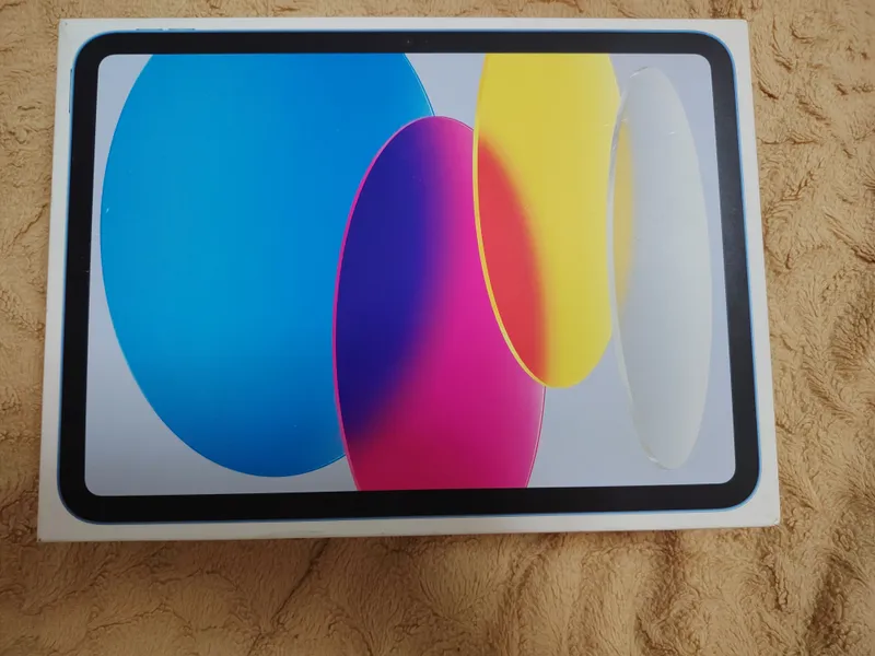 iPad (A16), 128 GB Model A3354 Blue 4