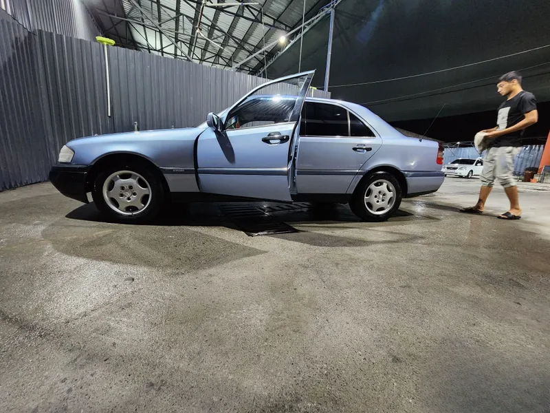 Продаётся Mercedes, автомат, состояние отличное 3 Продаётся Mercedes, автомат, состояние отличное 3