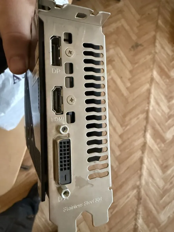Kompyuter qurilmalari Intel(R) Xeon(R) CPU-E5 — фото 2