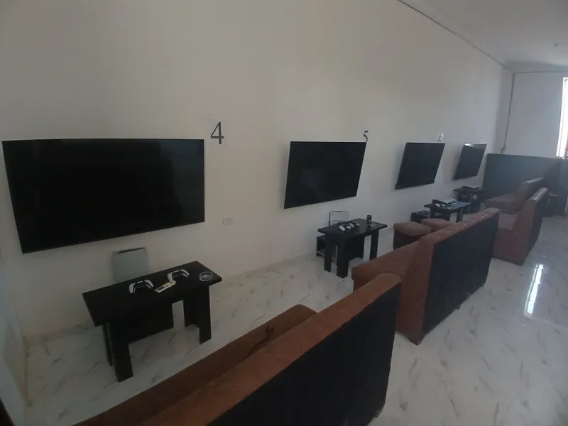 PS5 CYBER CLUB Сатылады таяр бизнес