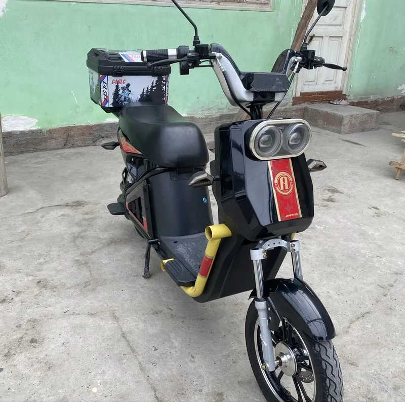 Skuter sotiladi faqat naqtga fargona,bagdod