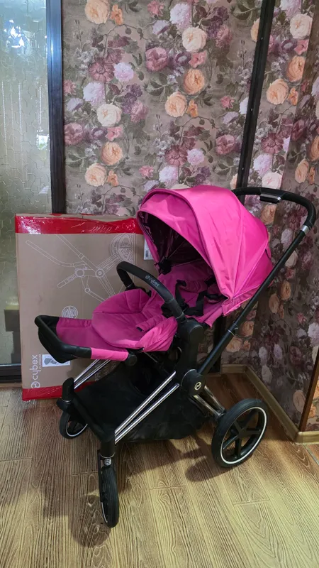Продажа коляски Cybex Priam 3 Platinum розовая