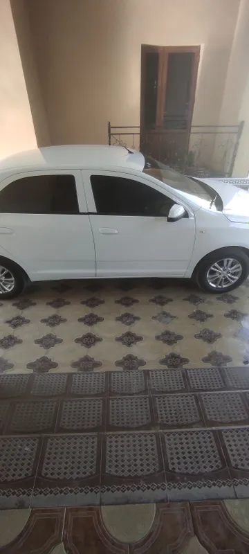Moshina 1 qoʻl yurgani halol 80 min 4 pakalena metan 7