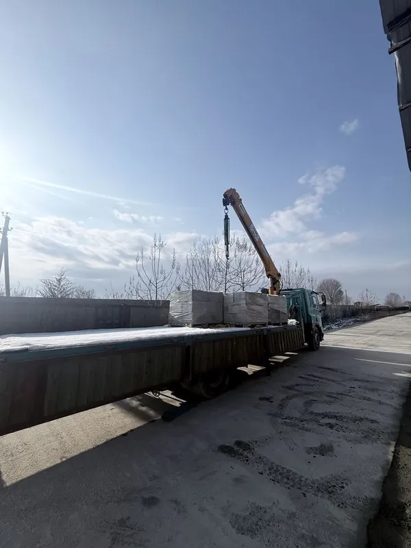 Manipulyator xizmati 7 ton karani 19 mtr strolo 9 metr bort uzunligi