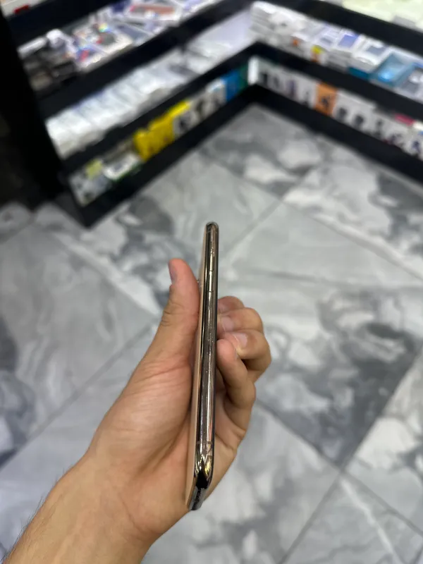 iPhone 4