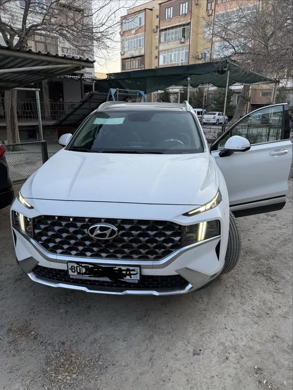 Hunday santafe sotiladi yurgani xalol xamma ishi qilingan sami fuli