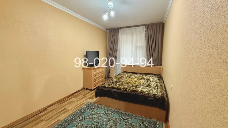 Продаётся 5/2/12 на Нукусской, Мирабадский район, просторная квартира с ремонтом — фото 1