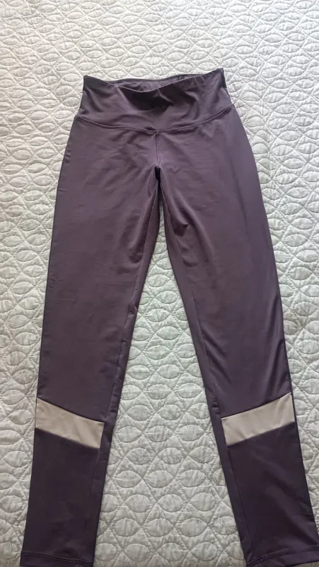 Продам спортивные леггинсы 1