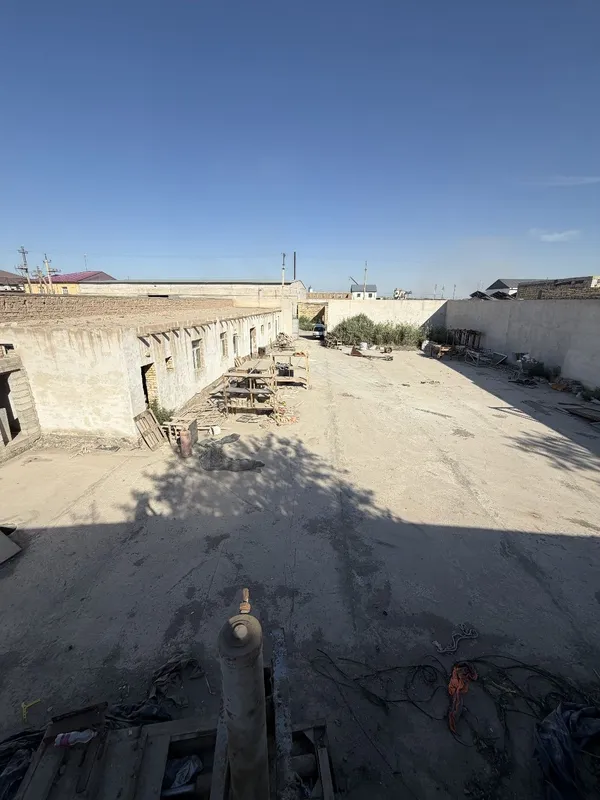 Noturar bino Sotiladi 1000 m² 2 Noturar bino Sotiladi 1000 m² 2