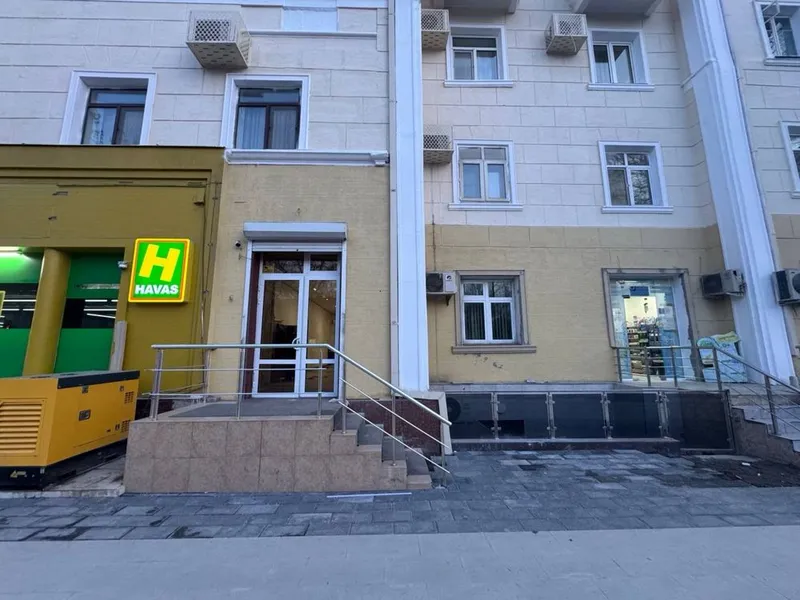 Яккасарай | Аския - Сдается в аренду помещение вдоль дороги 100м2