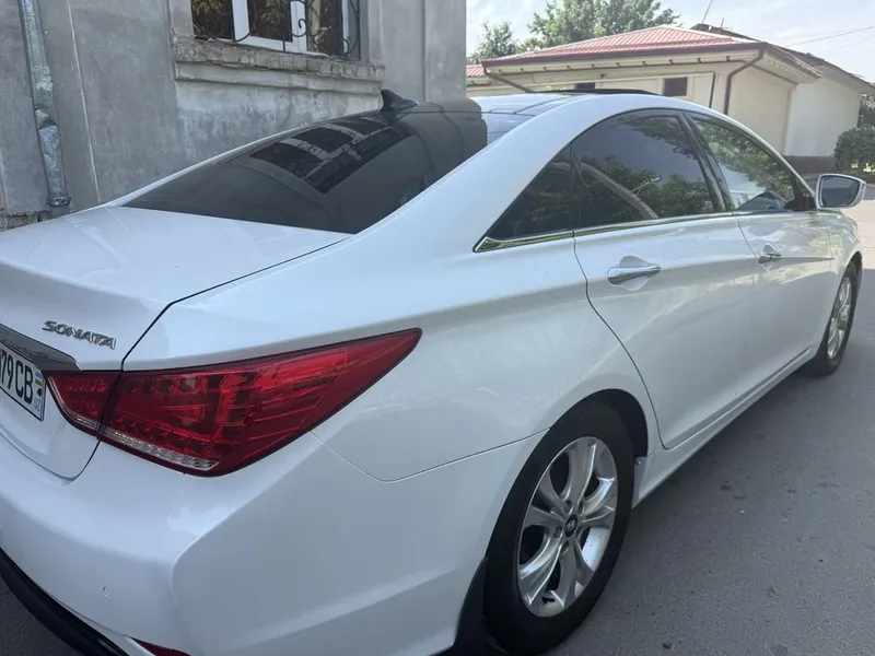 Продаётся Hyundai Sonata 3