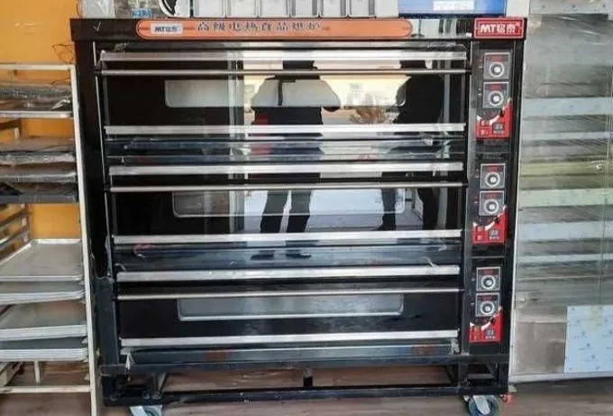 Pech sotiladi. 9 gʻishtli, elektr tokiga ishlaydi.