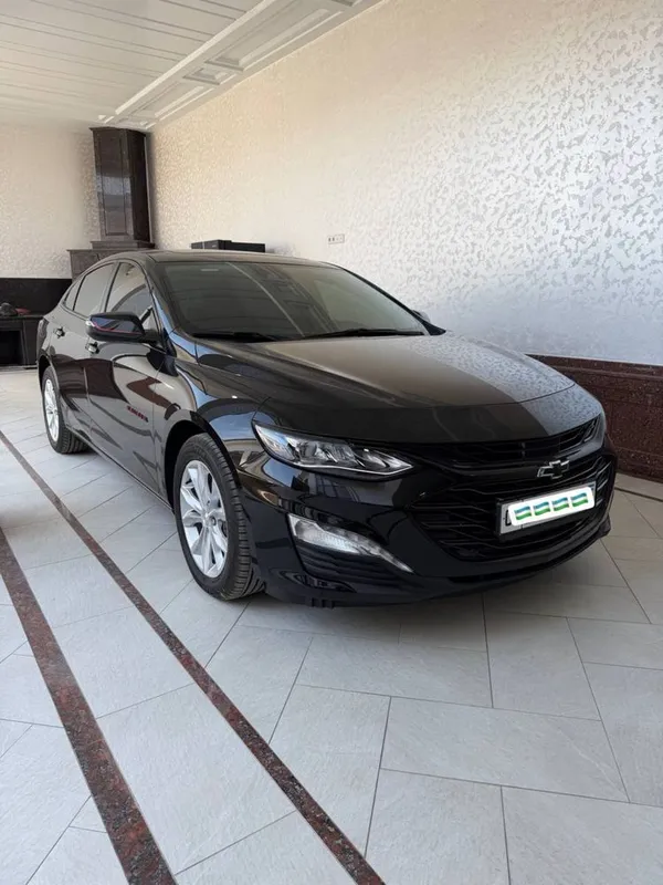 Malibu xl 2025-yil 1.000km yurgan karaskasi toza Malibu xl 2025-yil 1.000km yurgan karaskasi toza