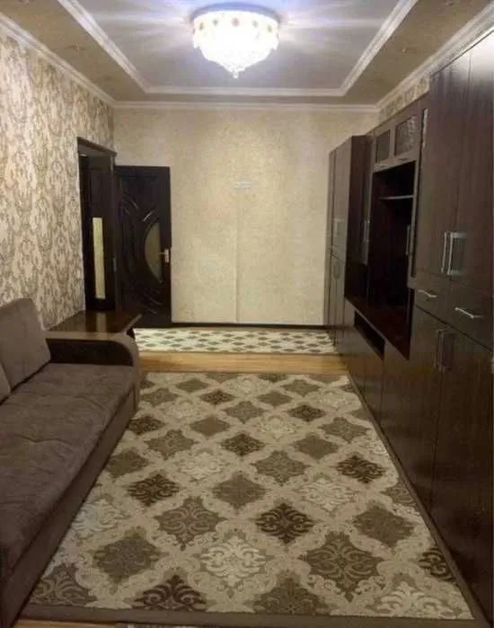 Аренда квартира Рынок Универсам 2-ком р-н Юнусабад-4 кв — фото 1 Аренда квартира Рынок Универсам 2-ком р-н Юнусабад-4 кв — фото 1