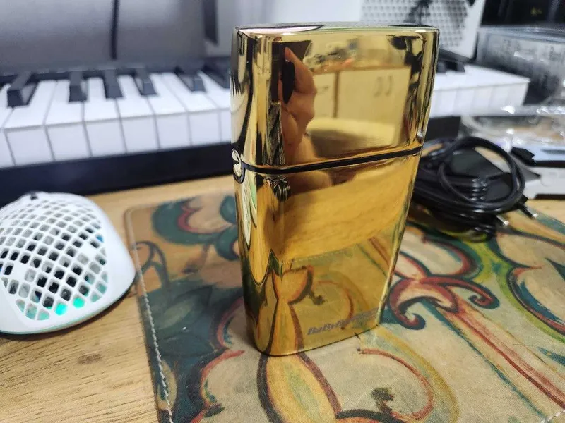 Шейвер (электробритва) для бритья BaByliss PRO FOILFX02 Gold 4ARTISTS 2 Шейвер (электробритва) для бритья BaByliss PRO FOILFX02 Gold 4ARTISTS 2