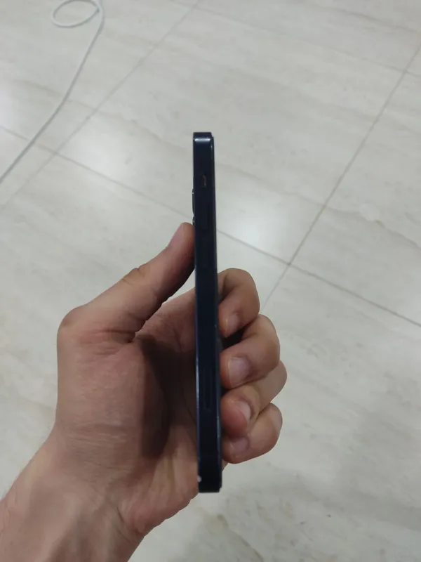 Iphone 12 mini yaxshi holat — фото 3