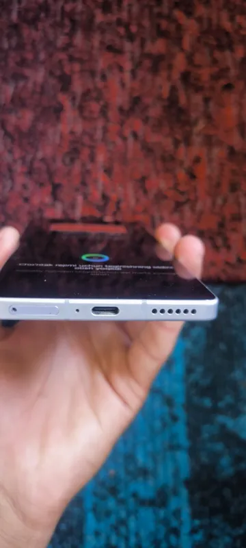 Infinix note 50 pro SROCHNO 3