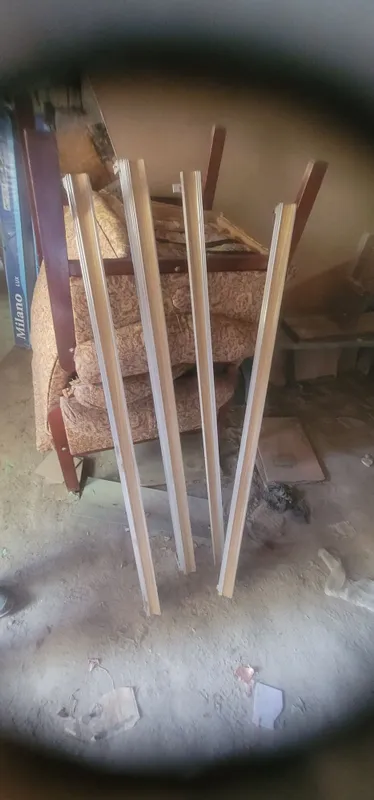 Продаются карнизы